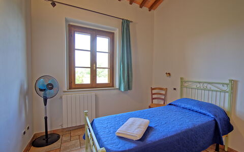 Semesterboende Mulignone 9: sovrum