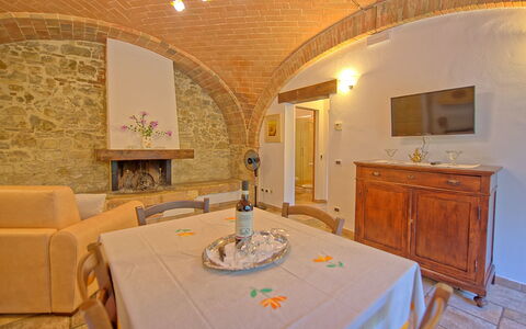 Semesterboende Mulignone 6: Lunchrum, Vardagsrum