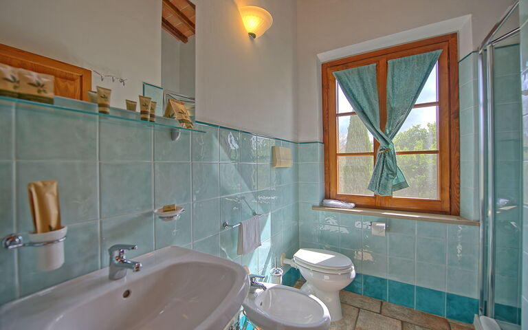 Semesterboende Mulignone 15: Badrum