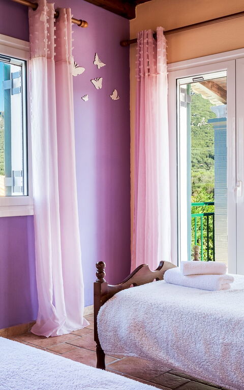 Beachfront Villa Rania: sovrum