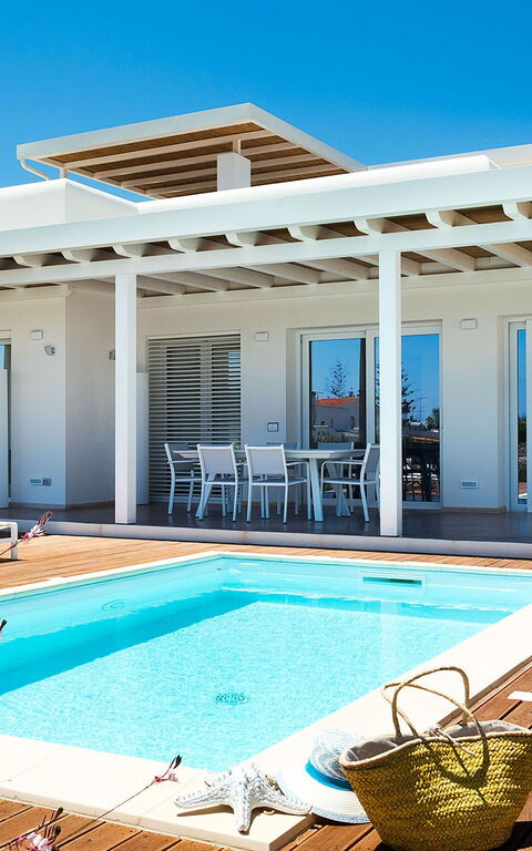 Villa San Lorenzo Palma: slå samman, Utomhus