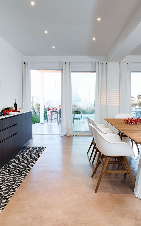 Villa San Lorenzo Palma: Kök, Lunchrum, Vardagsrum