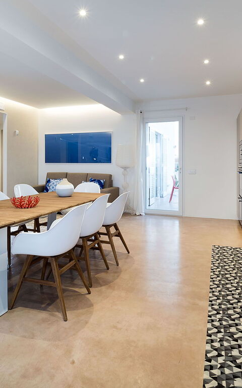 Villa San Lorenzo Palma: Kök, Lunchrum, Vardagsrum