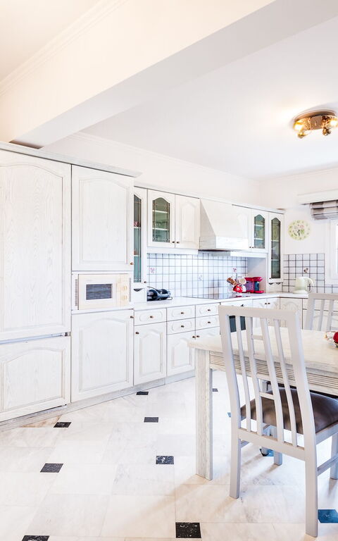 Villa Corfu Panorama: Kök, Lunchrum