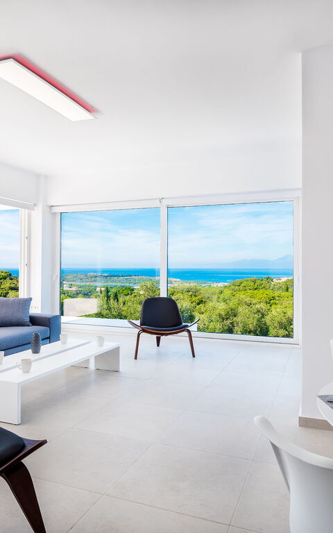 Villa Nafsika: Lunchrum, Vardagsrum