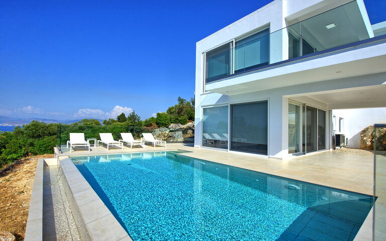 Villa Nafsika: Exteriör, slå samman, Utomhus