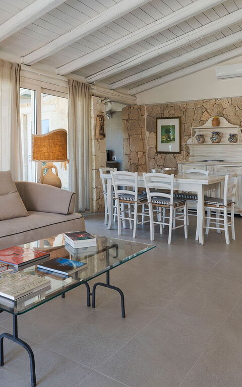 Villa Del Mito: Lunchrum, Vardagsrum