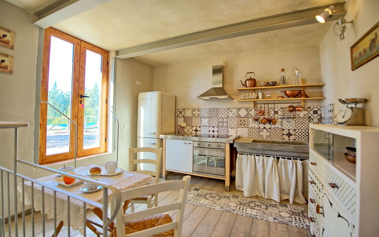 Casa Fioraie: Kök