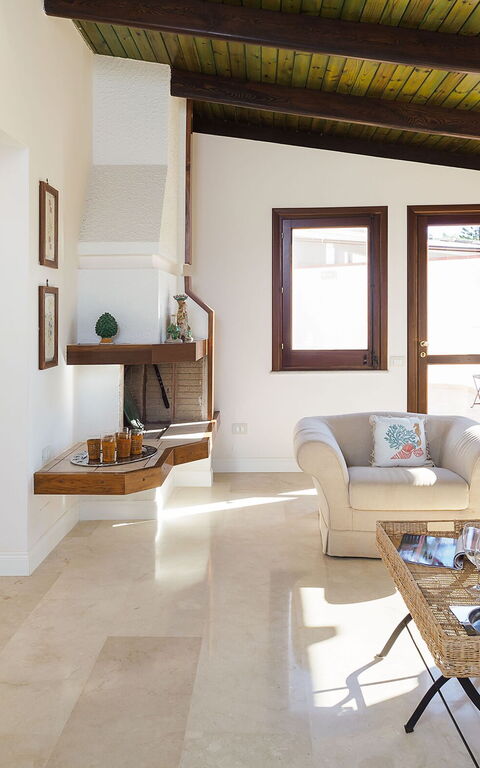 Villa Cala Mancina: Vardagsrum