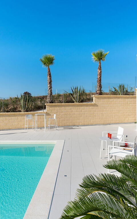 Villa Camemi: slå samman, Sommar, Utomhus