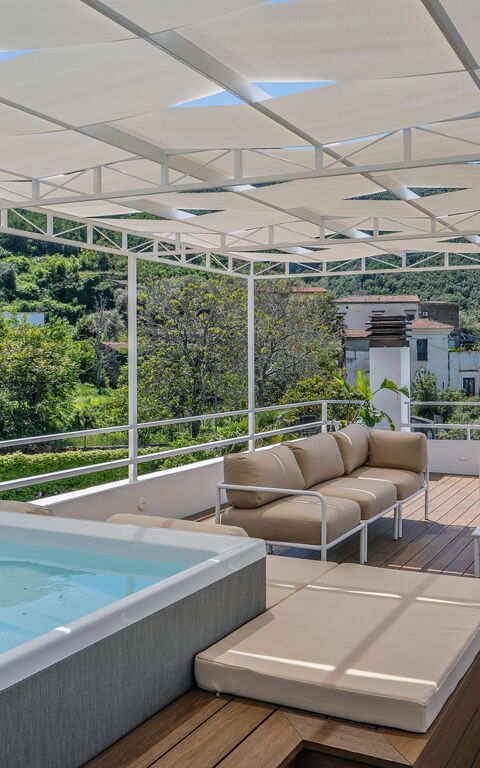 Villa Antonietta: Exteriör, Utomhus, Välfärd, Visningar