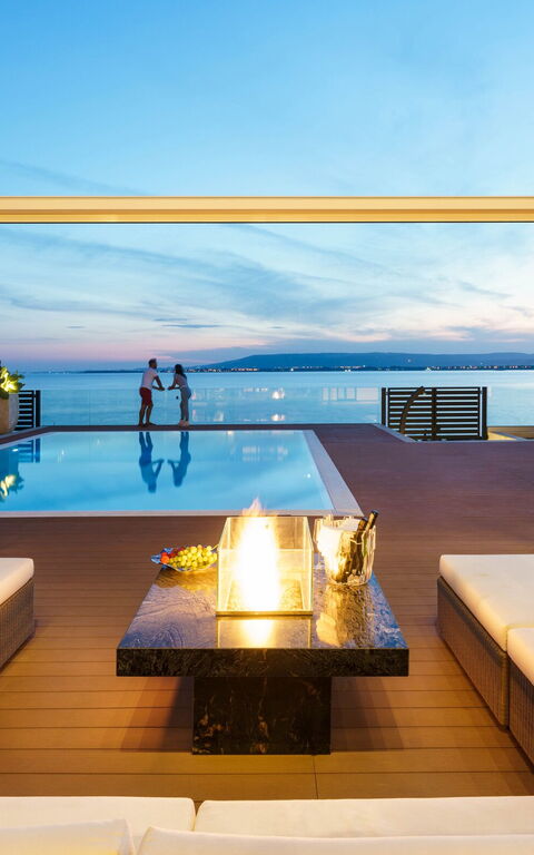 Villa Angelina: Balkong / terrass / uteplats, slå samman