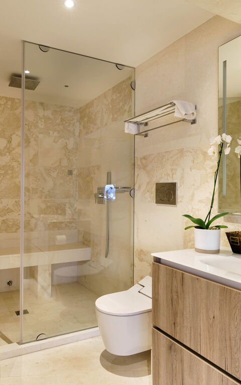 Villa Angelina: Badrum