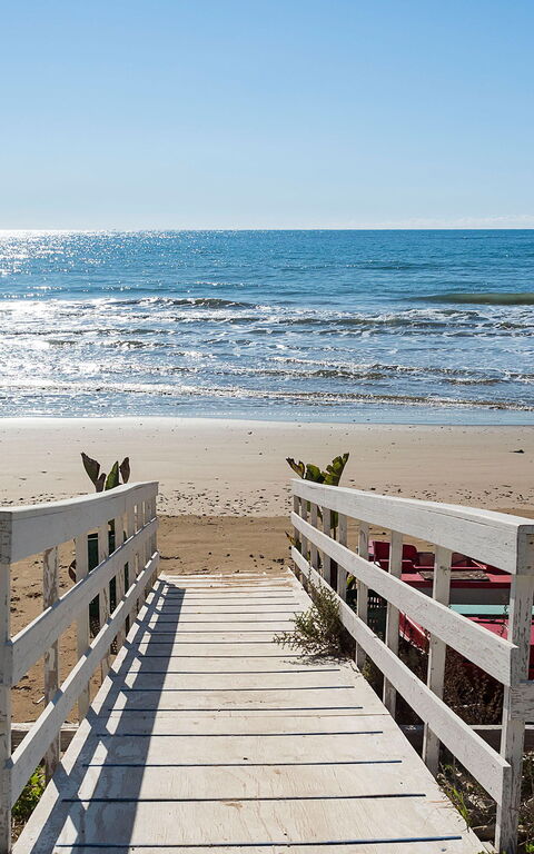 Circe: Sommar, Utomhus