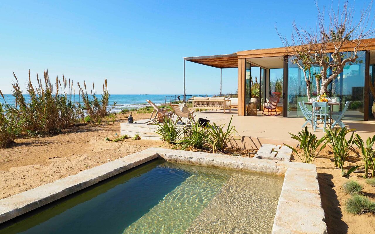 Circe: slå samman, Sommar, Trädgård