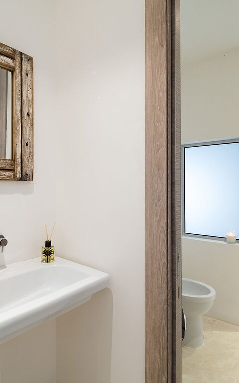 Villa Contra: Badrum