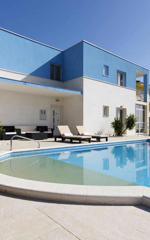 Villa Mermaid: Exteriör, slå samman, Utomhus