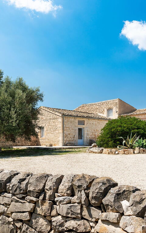 Villa Dimora Pura: Trädgård, Utomhus