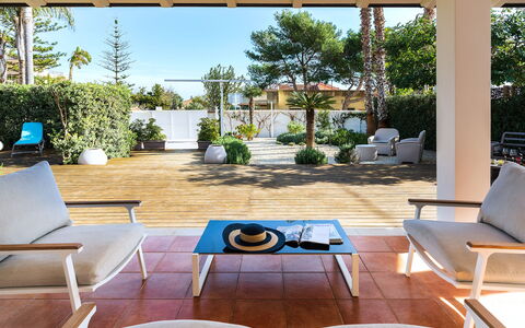 Semesterboende Euthalia: Exteriör, Trädgård, Utomhus