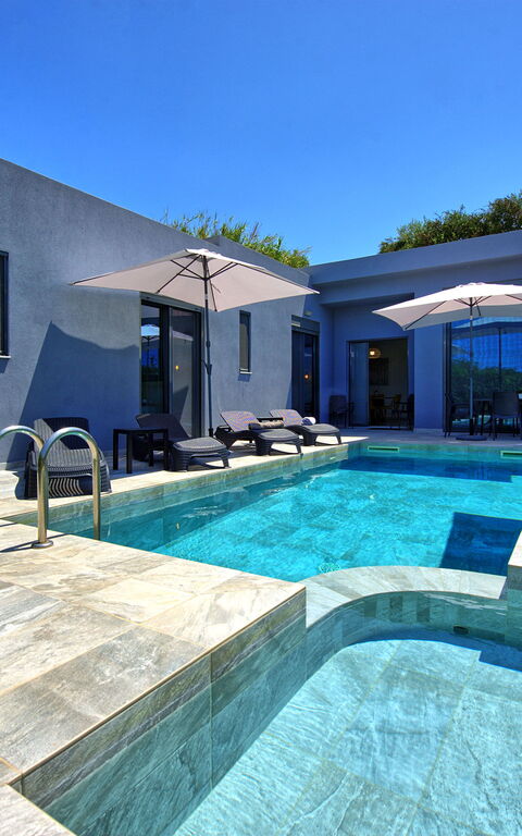 Villa Zaneti: slå samman, Sommar, Utomhus