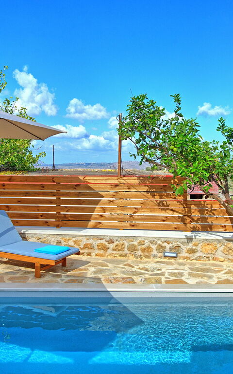 Villa Vicilla: slå samman, Utomhus