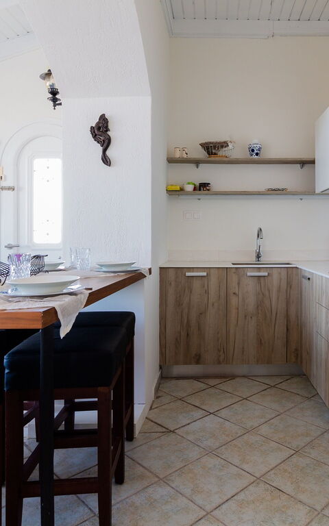 Beach Villa Athanasia: Kök, Lunchrum, Vardagsrum