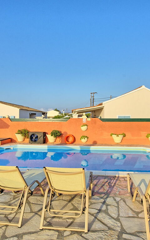 Beach Villa Athanasia: slå samman