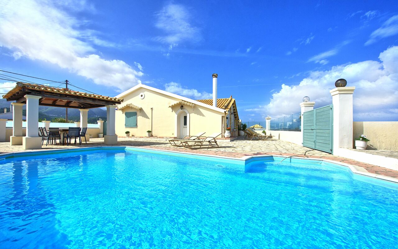 Beach Villa Athanasia: slå samman