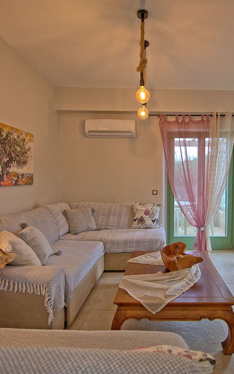 Villa Elaia: Vardagsrum