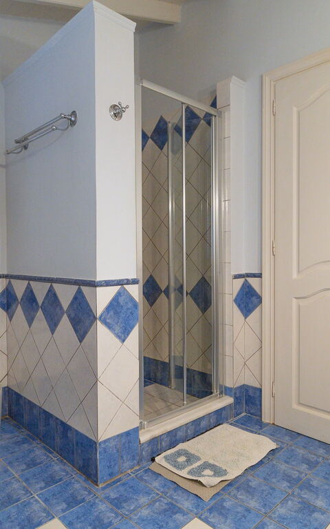 Villa Dimitris: Badrum