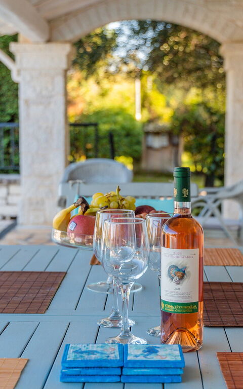 Villa Dimitris: Utomhus