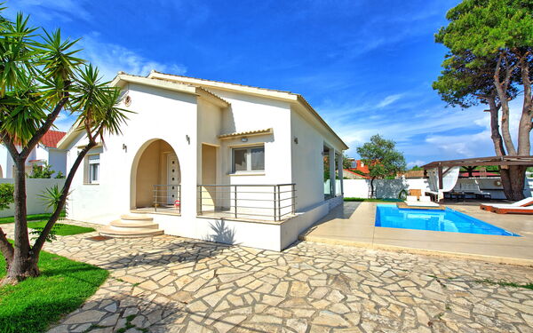 Beach Villa Christina: Exteriör, slå samman, Sommar