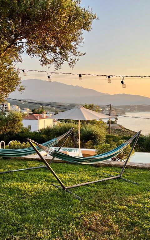 Villa Bluewhite: Trädgård, Utomhus, Visningar