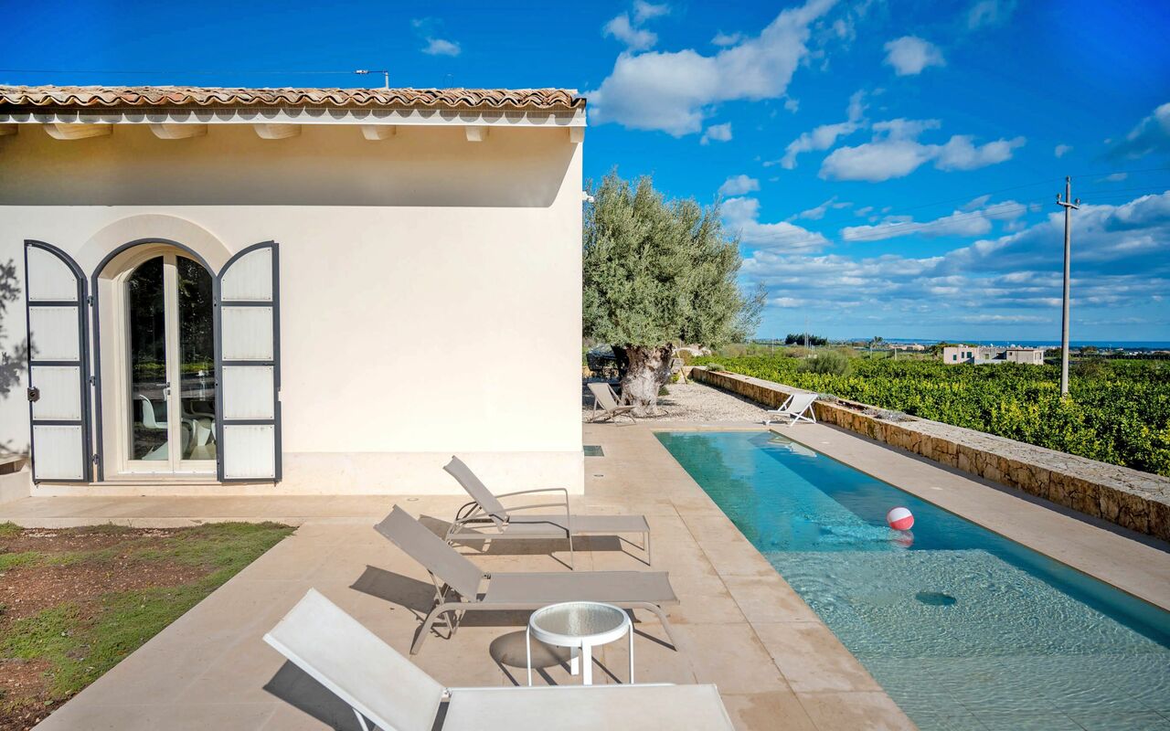 Tenuta Olearum: Exteriör, slå samman