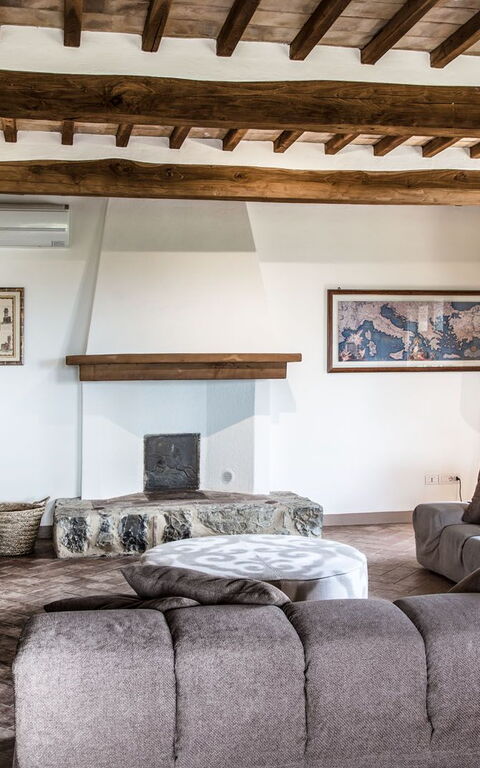 Villa Chiugi: Vardagsrum