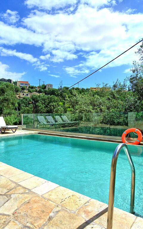 Villa Yaisemi: slå samman