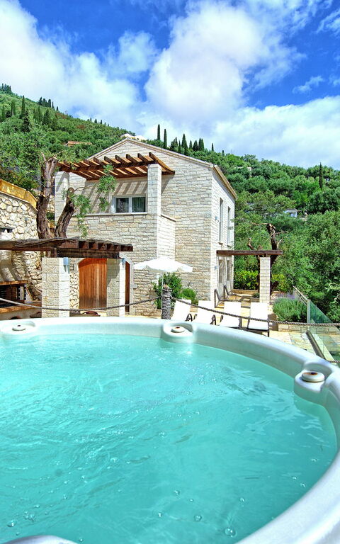 Villa Yaisemi: slå samman