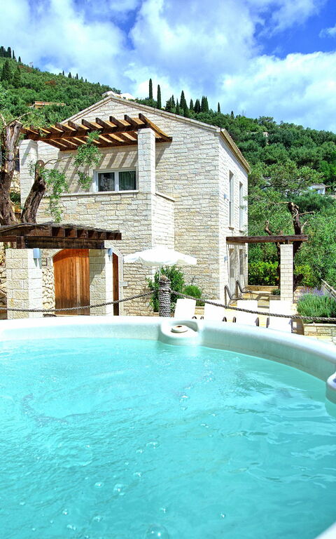 Villa Yaisemi: slå samman