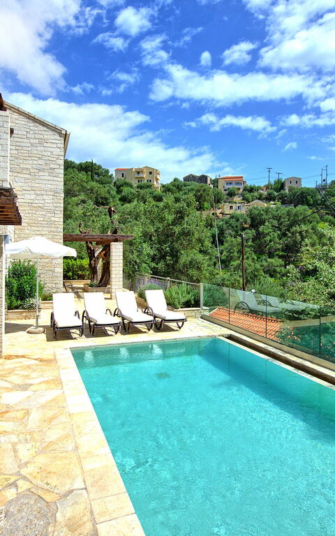 Villa Yaisemi: slå samman