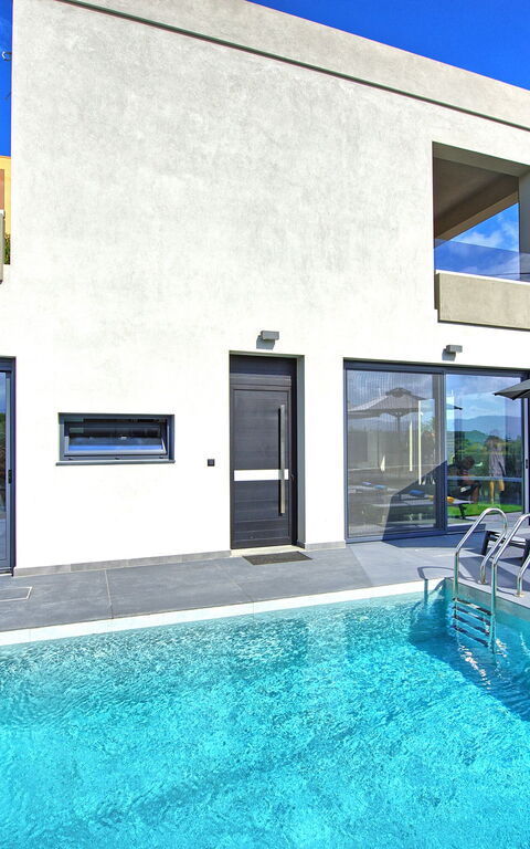 Villa Popi: Exteriör, slå samman, Trädgård, Utomhus