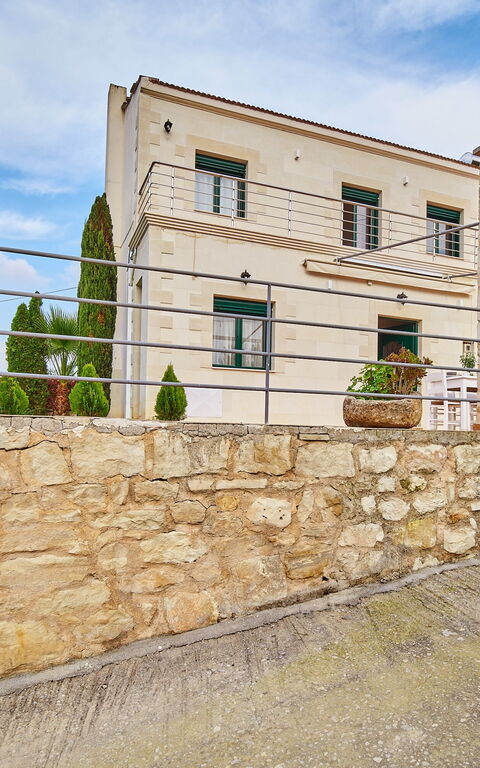 Villa Politini: Exteriör, Utomhus