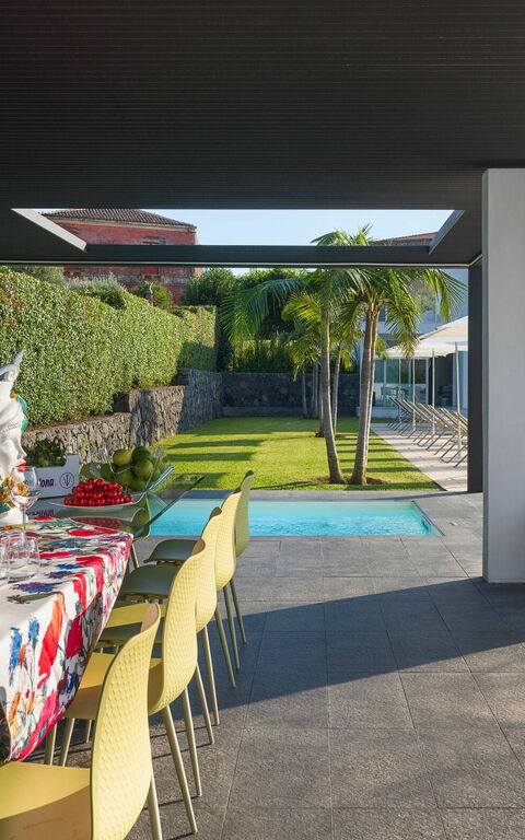 Villa Greta: Balkong / terrass / uteplats, Trädgård