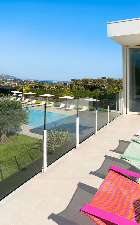 Villa Greta: slå samman