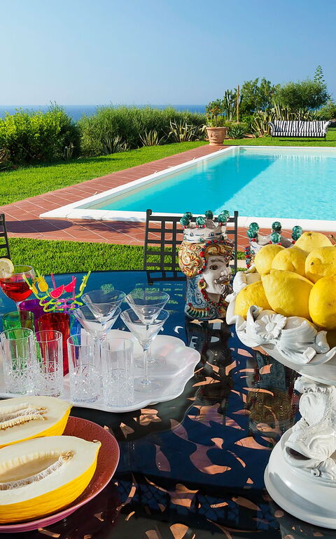 Villa Estella: Utomhus