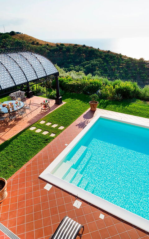 Villa Estella: slå samman