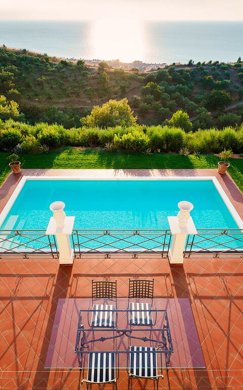 Villa Estella: Balkong / terrass / uteplats, slå samman