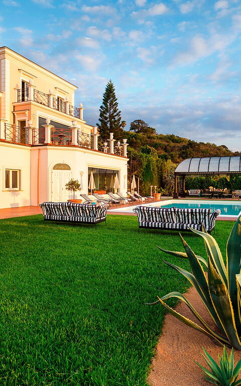 Villa Estella: Trädgård, Utomhus