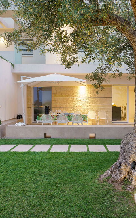 Villa Meravilla: Exteriör, Trädgård