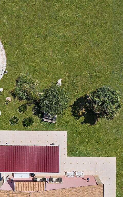 Villa Girasole: Trädgård, Utomhus