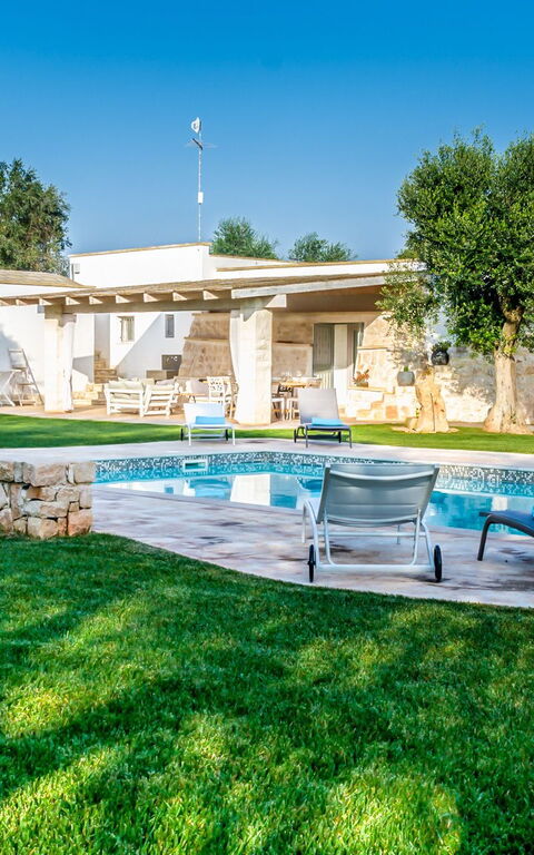 Trulli Itaka: Exteriör